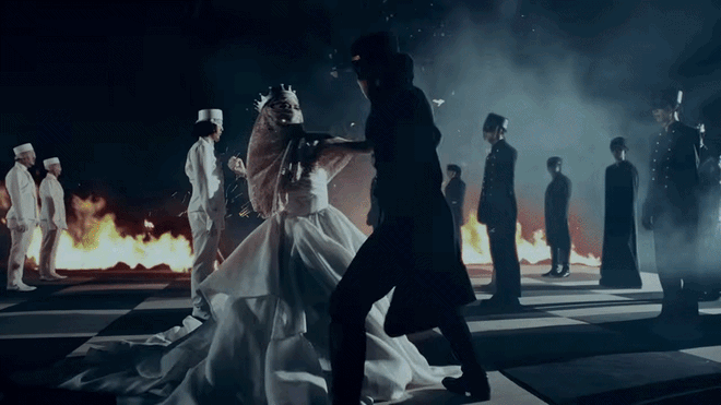 "Mỹ nh&acirc;n c&oacute; v&ograve;ng eo ảo nhất Vbiz" bầm dập trầy trụa g&acirc;y x&ocirc;n xao - Ảnh 5.