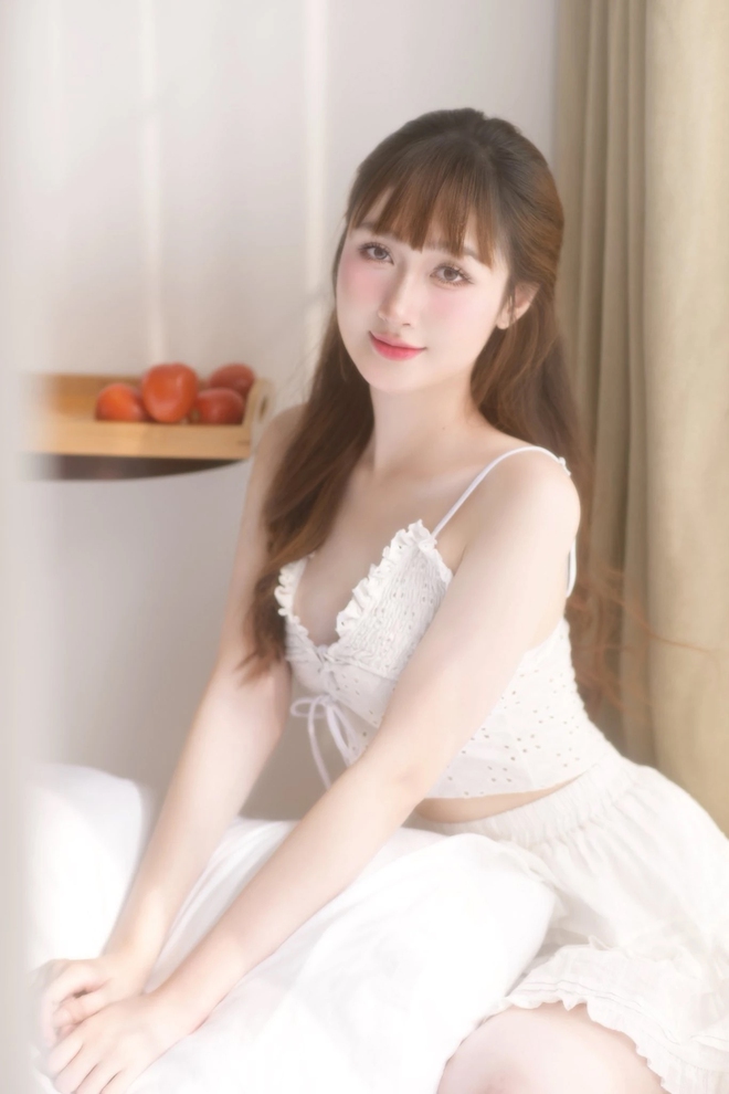 Gương mặt mới của "vũ trụ điện ảnh VFC": Về nh&agrave; vẫn phụ mẹ b&aacute;n b&uacute;n, bưng b&ecirc;, rửa b&aacute;t - Ảnh 7.