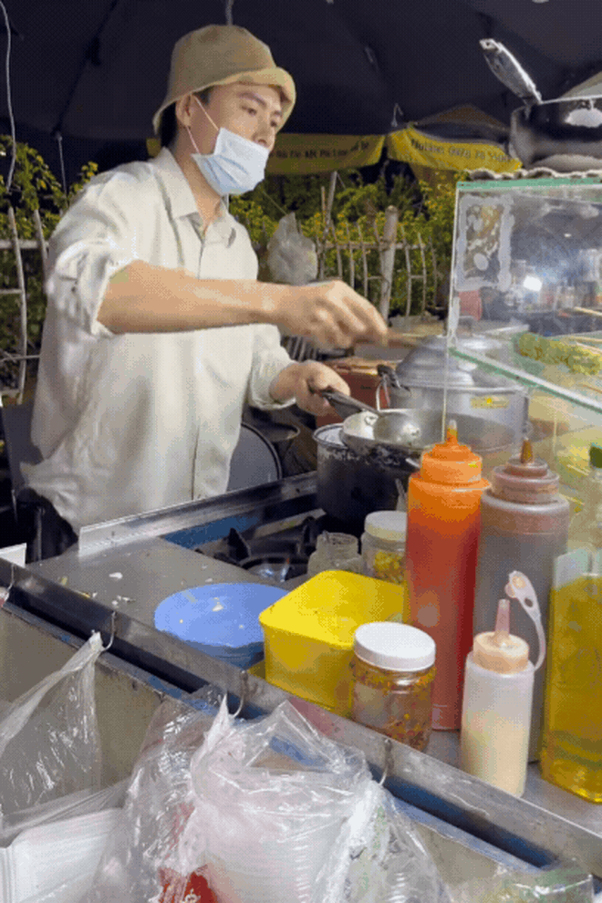 "Tổng tài" Vbiz mưu sinh bằng đủ thứ nghề chân tay để "kiếm cơm qua ngày" - Ảnh 2.