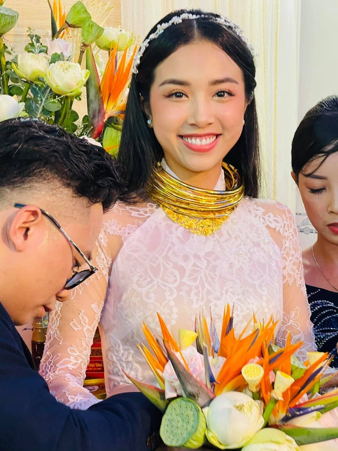 Cuộc sống của Á hậu Vbiz từng được tiến sĩ mang 13 cây vàng hỏi cưới hiện ra sao? - Ảnh 3.