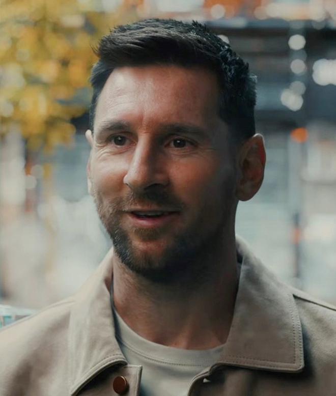 Cầu thủ Lionel Messi g&acirc;y sốt với "Người Nhện" - Ảnh 3.
