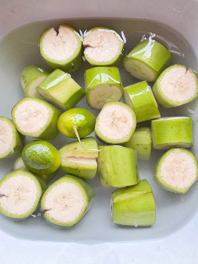 Chuối kho nguyên miếng – Món ăn hot trend gây bất ngờ bởi vị bùi, dẻo, đậm đà - Ảnh 3.