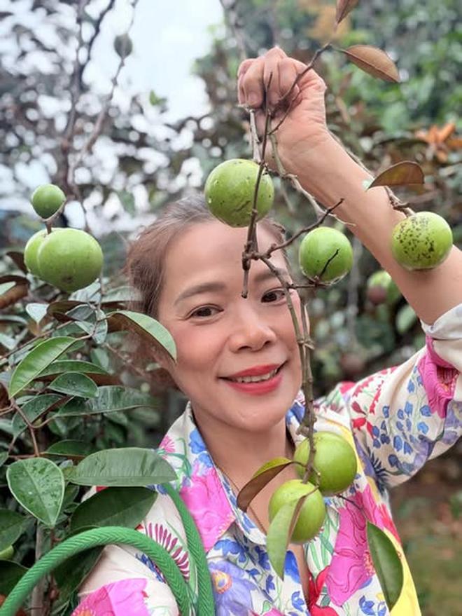 Cuộc sống ở tuổi 54 của nữ ca sĩ từng vắng bóng showbiz 10 năm - Ảnh 5.