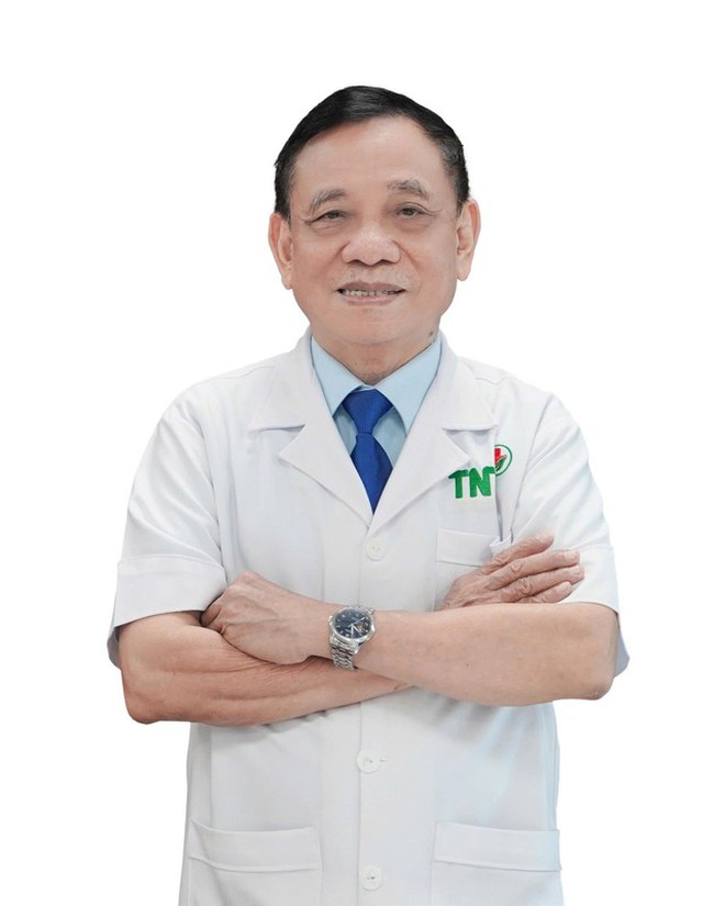 Bệnh viện TNH đổi ghế lãnh đạo, Thành viên HĐQT bán sạch cổ phiếu - Ảnh 1.