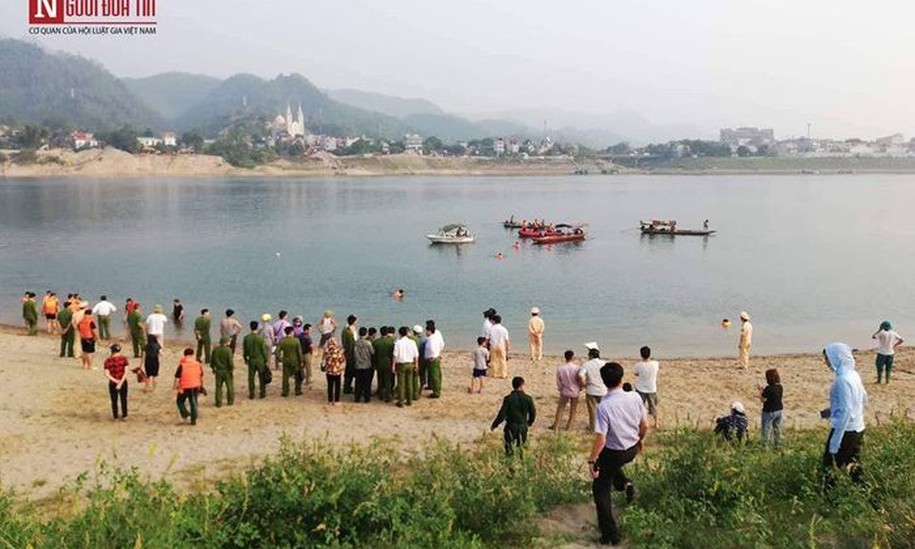 8 học sinh ở Hòa Bình đuối nước thương tâm