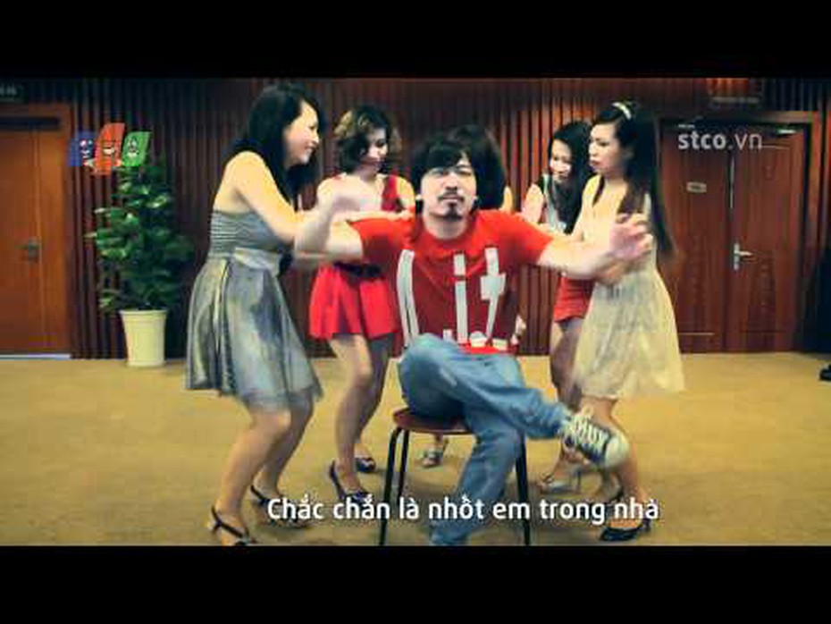 Clip hài về thưởng Tết của Cù Trọng Xoay