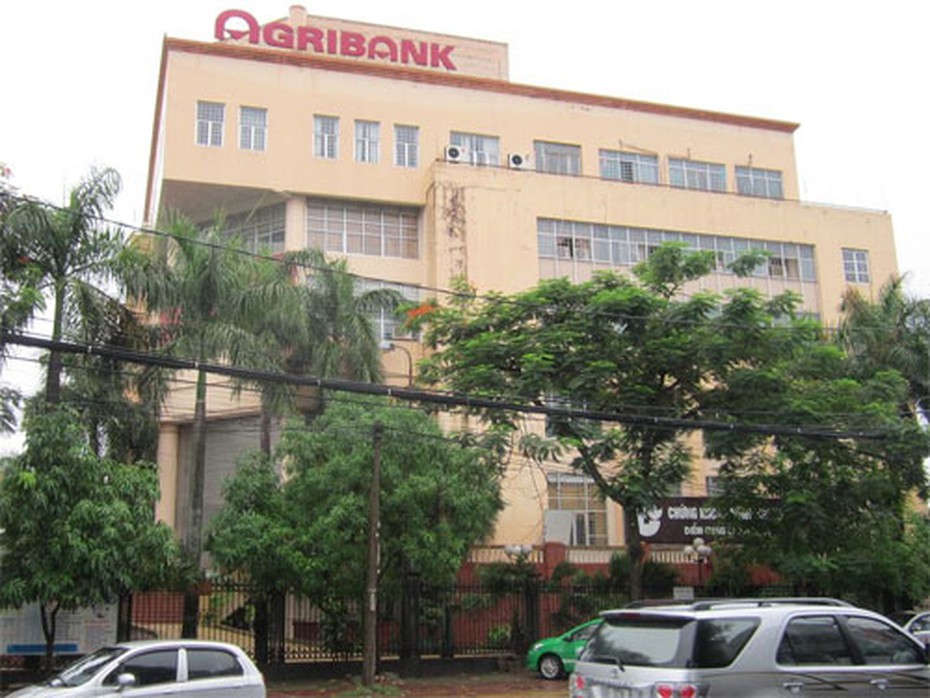 Hàng loạt sếp lớn Agribank ‘dính’ vòng lao lý