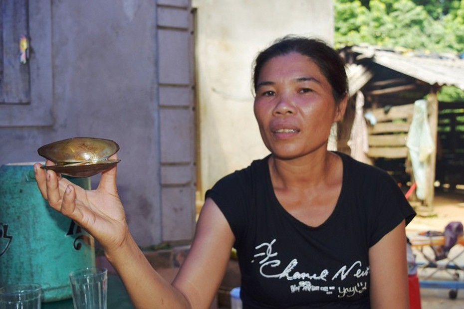 Kỳ lạ phát hiện ngọc trai hình Phật Bà Quan Âm giữa hồ nước ngọt