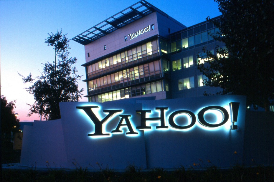 Yahoo bị kiện phân biệt đối xử với nam nhân viên