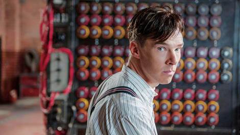 Benedict Cumberbatch chẳng đẹp trai vẫn là 'càn quyét' màn ảnh