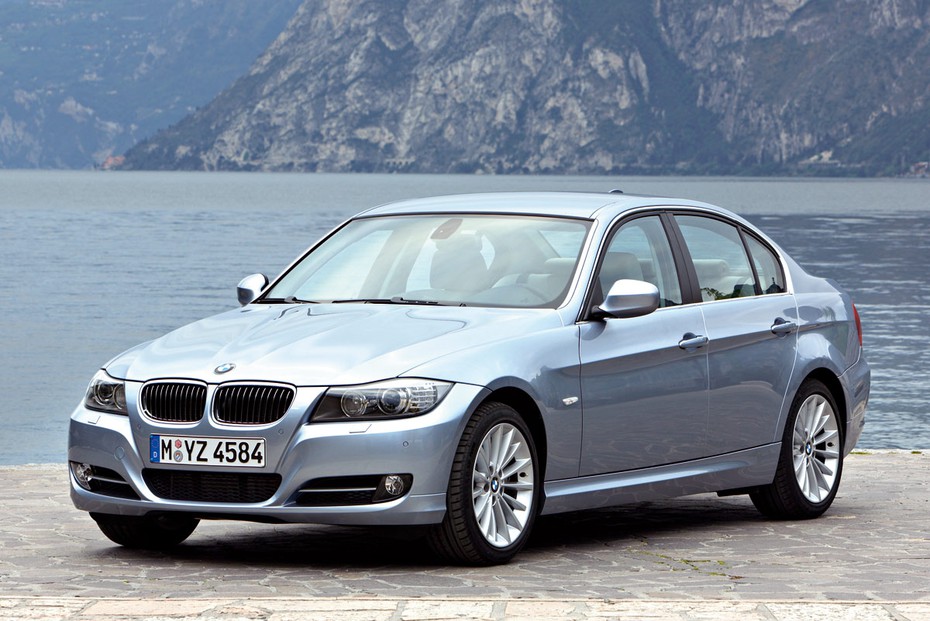 Hơn 1300 xe BMW Series 3 tại Việt Nam bị triệu hồi do lỗi túi khí