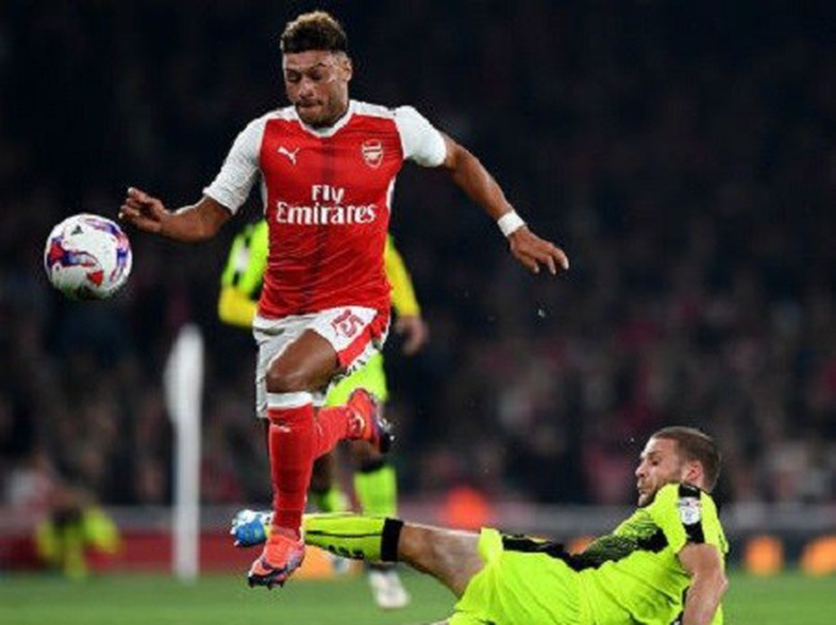 Đả bại Reading, Arsenal giành vé vào tứ kết League Cup