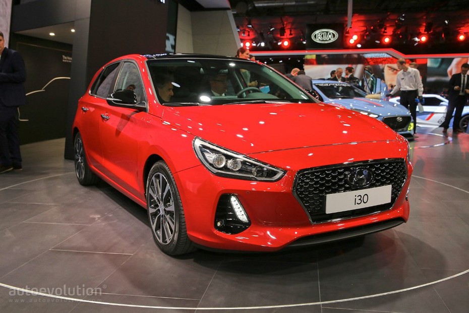 Hyundai i30 hatchback đối thủ Mazda3 xuất hiện