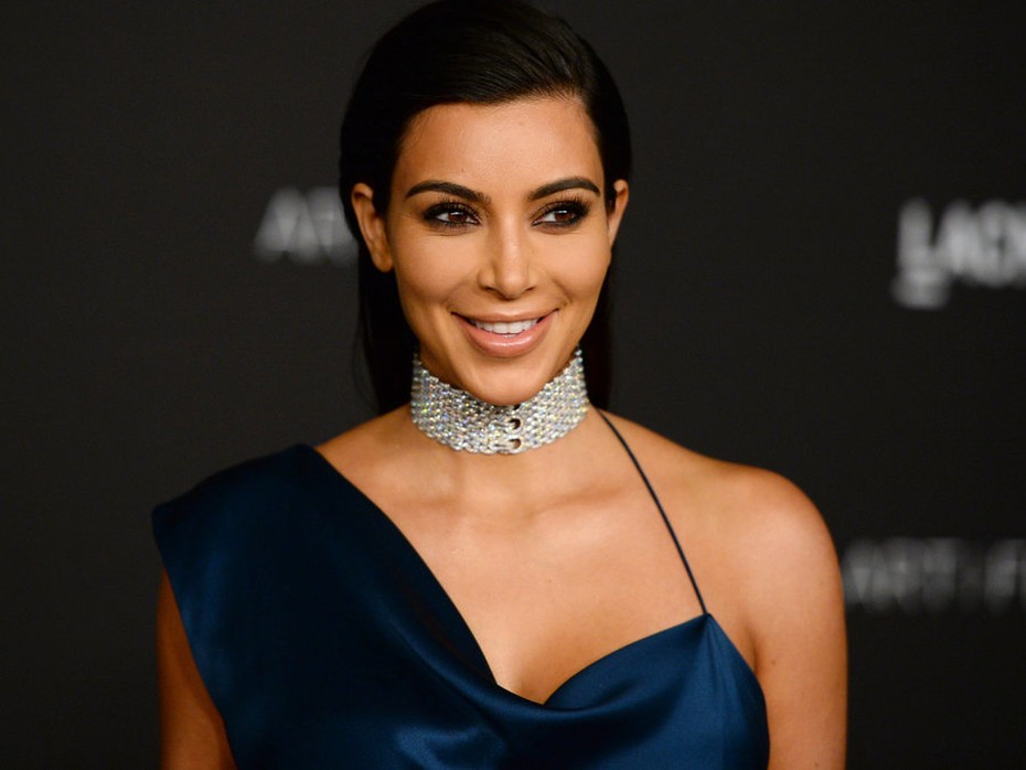 Kim Kardashian có thể mất 22,2 tỷ đồng nếu ngừng dùng mạng xã hội