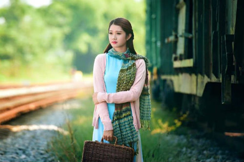 Nữ sinh 9X cuốn hút với bộ ảnh thiếu nữ Hà thành xưa