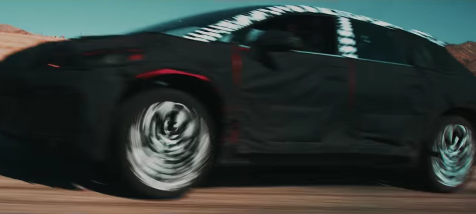 Faraday Future lại 'úp mở' hình ảnh siêu xe điện đáng gờm nhất TG