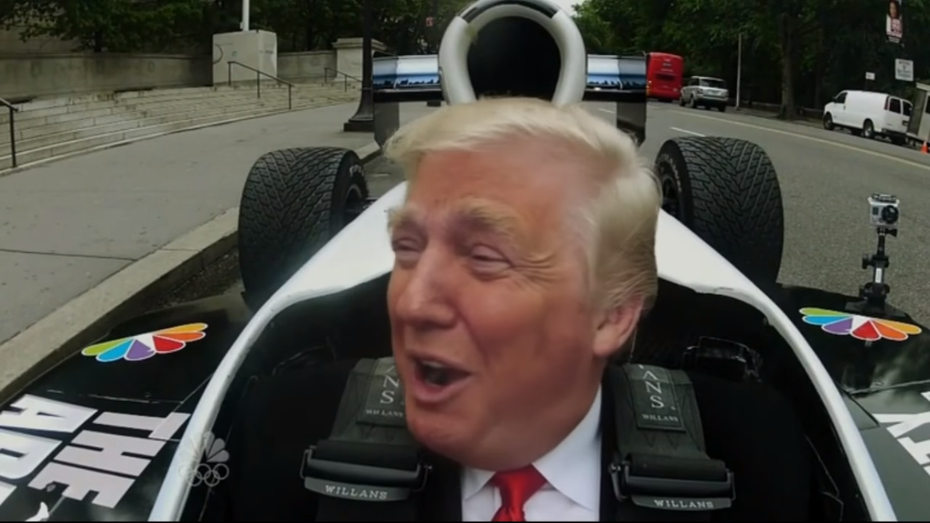 Ông Donald Trump thăm Nhà trắng cùng tay đua huyền thoại F1