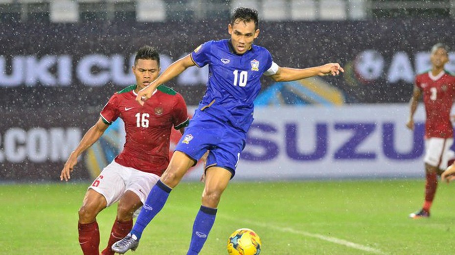 Thái Lan 4-2 Indonesia: Người hùng Teerasil Dangda