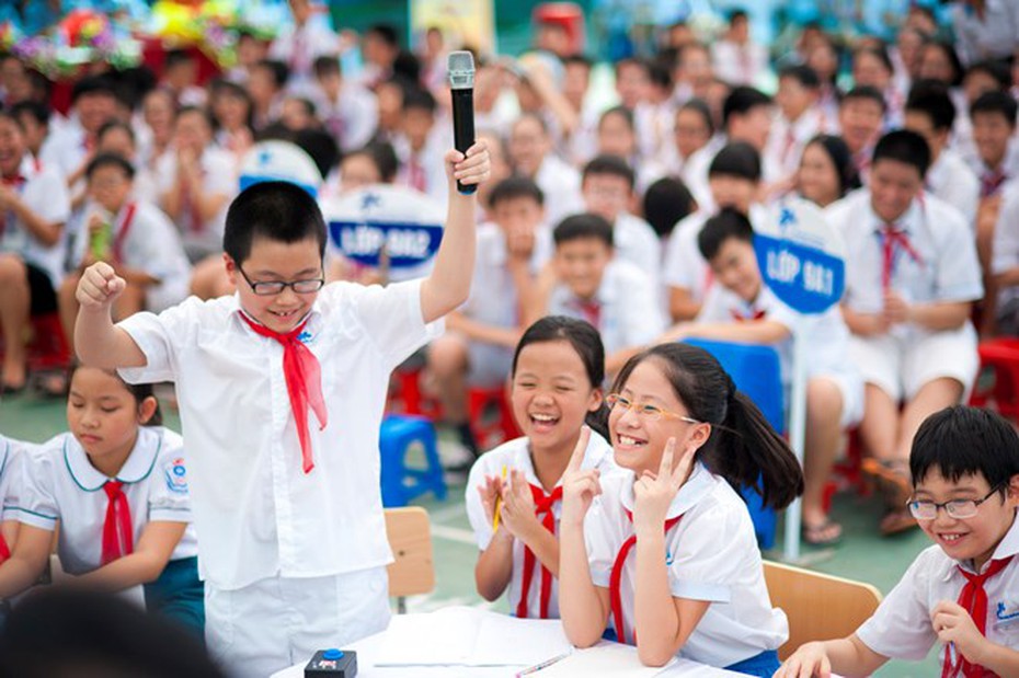 ‘Em tặng mẹ một con hiểu bài’ và... người lớn kỳ cục!