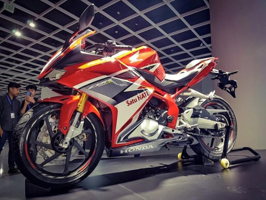 Honda CBR250RR 2017- 'Bóng ma' đã lộ hàng