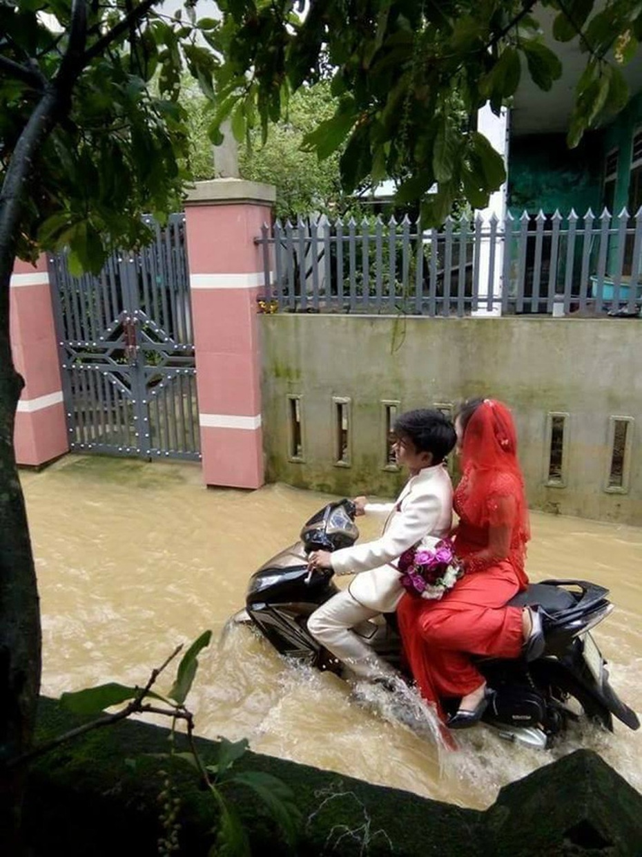 Gửi các em, những đứa trẻ sinh ra trong ngày lũ