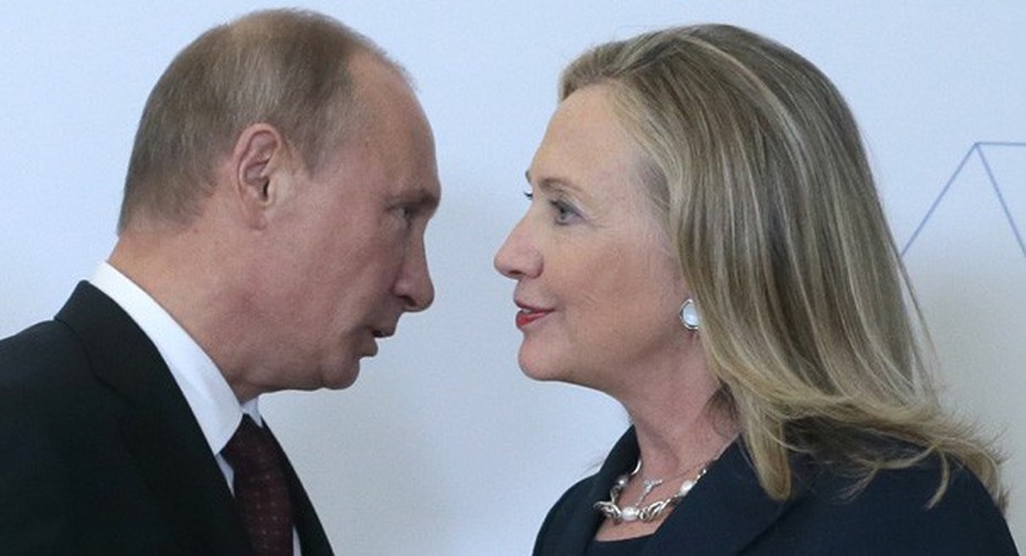 Mối quan hệ ‘chua cay’ của bà Clinton với ông Putin và lời nhắn lạ