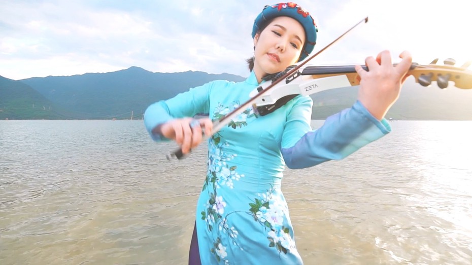 Vì sao nghệ sĩ Hàn Quốc J.Mi lại làm MV 'Xin chào Việt Nam'?