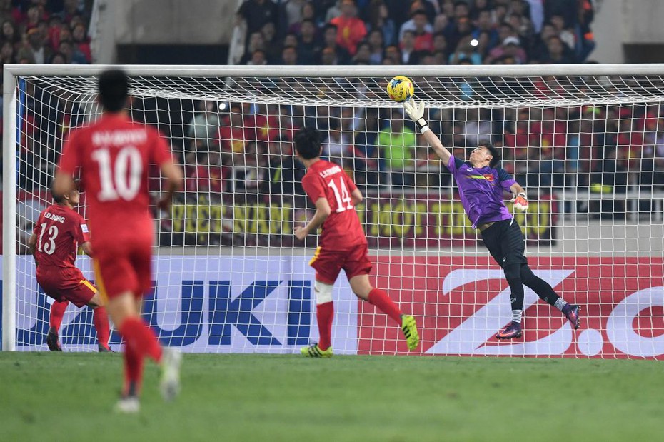 Tuyển Việt Nam ‘làm nền’ cho 2/10 bàn thắng đẹp nhất AFF Cup 2016