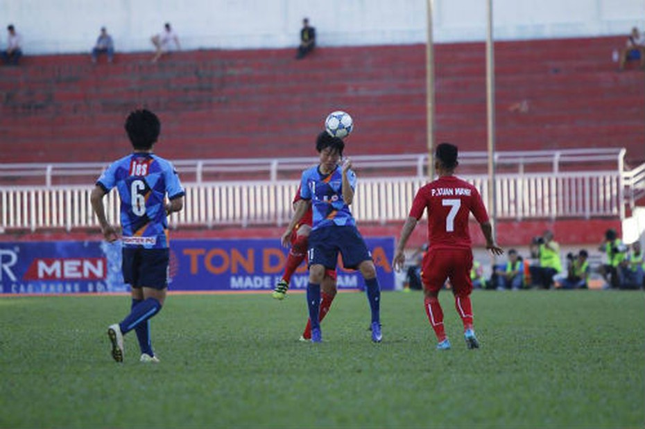 U21 Việt Nam 0-1 Yokohama FC: Vượt qua vòng bảng