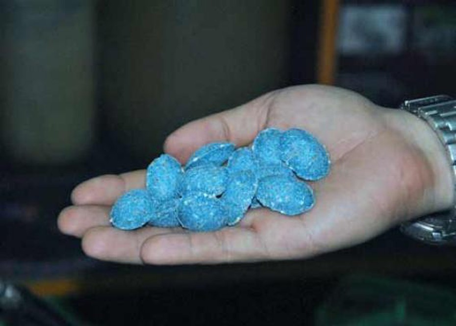 Thuốc diệt chuột dạng viên kẹo… cực độc giá 'bèo' bán tràn lan