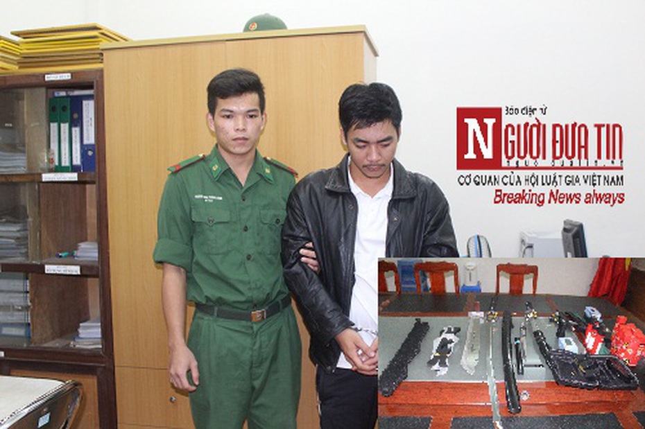 Bắt giữ nam sinh viên tàng trữ vũ khí trái phép trong phòng trọ