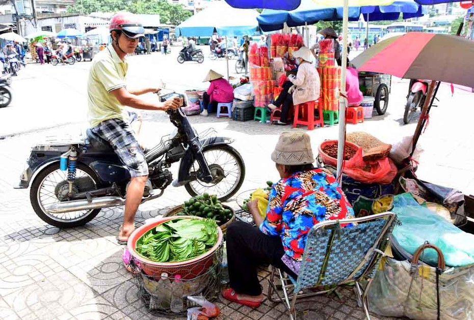 Phố bán trầu cau hơn nửa thế kỷ còn sót lại của Sài Gòn