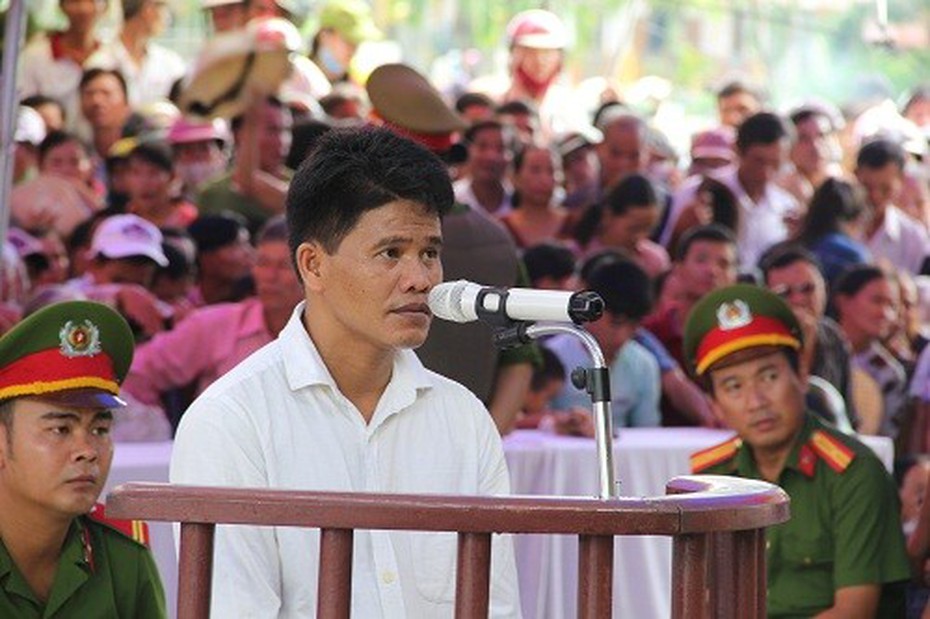 Tử hình người cậu đâm chết cháu họ vì không được đáp trả tình cảm