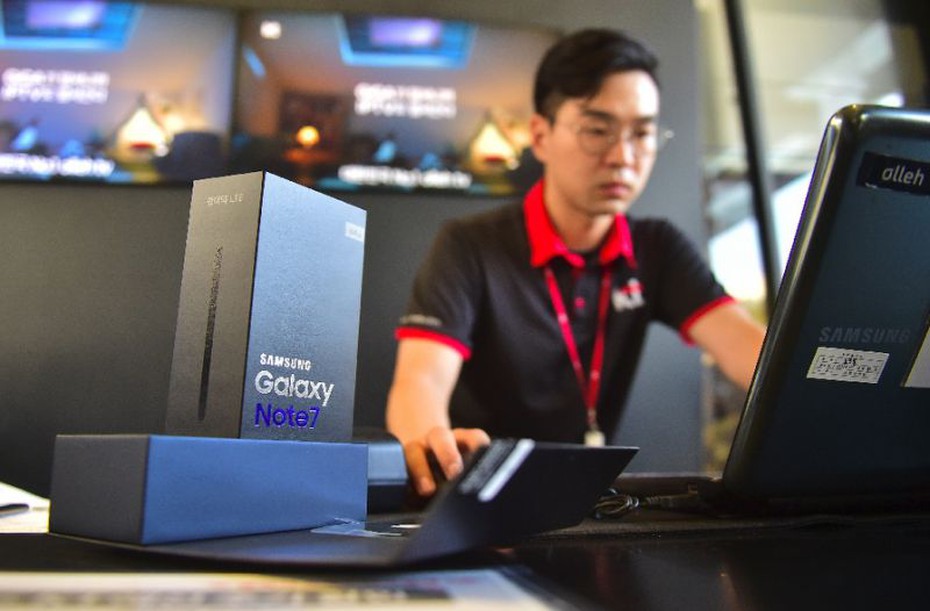 Khách hàng Trung Quốc mất niềm tin vào Samsung, chuyển sang Apple