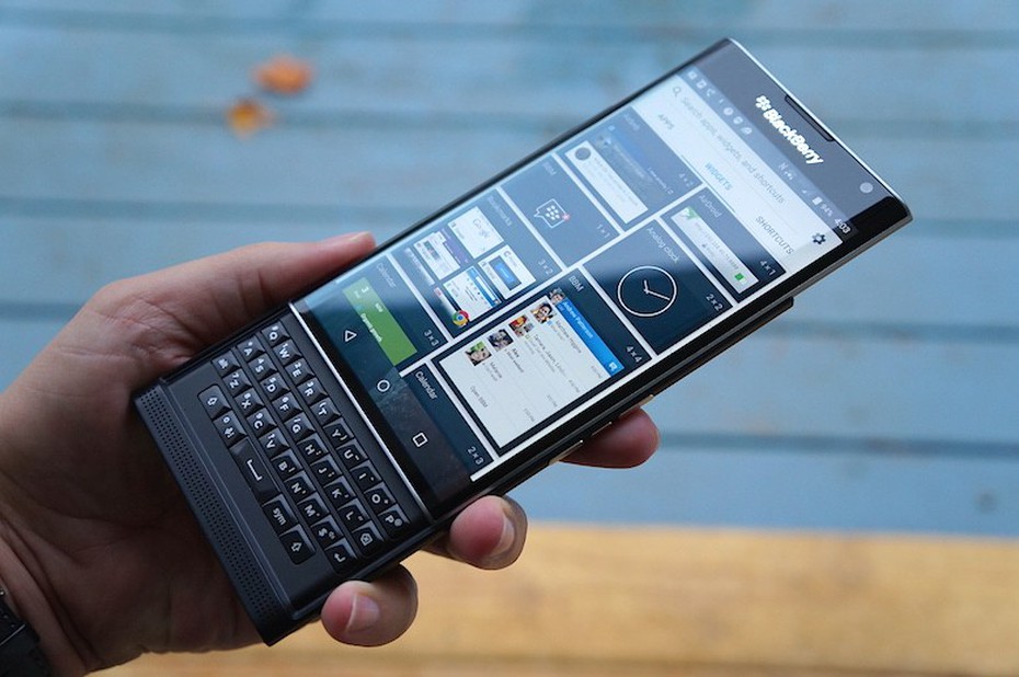 BlackBerry khẳng định sẽ ngưng sản xuất smartphone