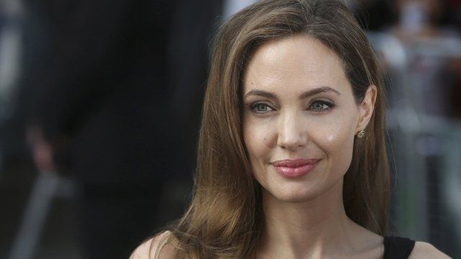 Sự thật tham vọng của Angelina Jolie khi chia tay với Brad Pitt