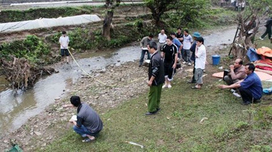 Hà Giang: Đang cúng lễ bị xua đuổi 2 cha con ra tay giết người thân