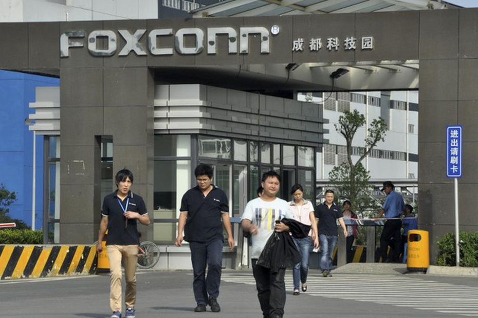 Foxconn sẽ thay thế hầu hết lao động bằng robot