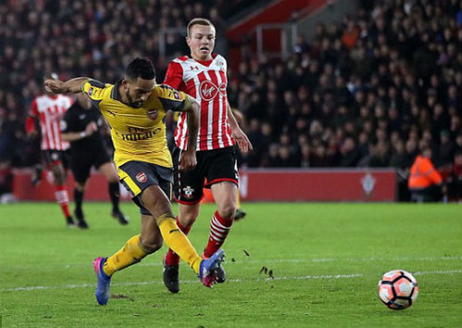 Vòng 4 FA Cup: Liverpool thua vì chủ quan, Arsenal phá ‘dớp’ 8 năm