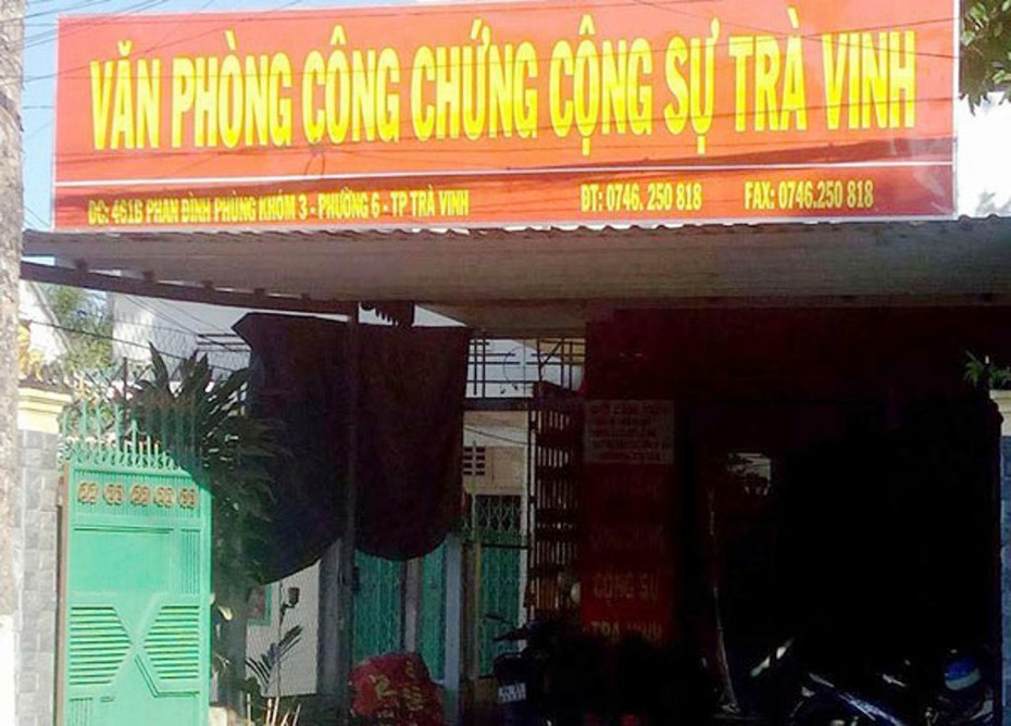 Khởi tố, bắt giam trưởng phòng công chứng lừa đảo