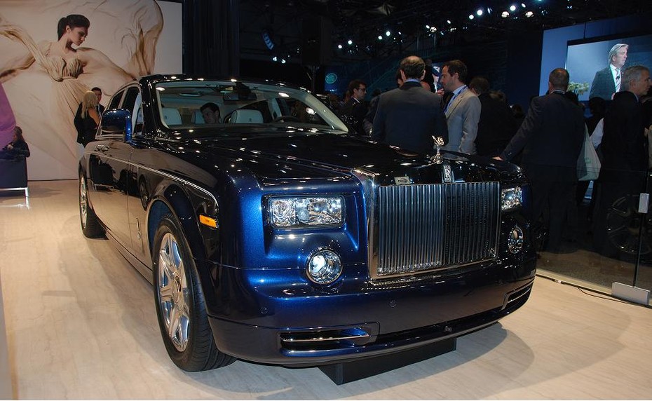 Rolls-Royce Phantom 'Spirit of Ecstasy Edition' tái xuất tại Hà Nội