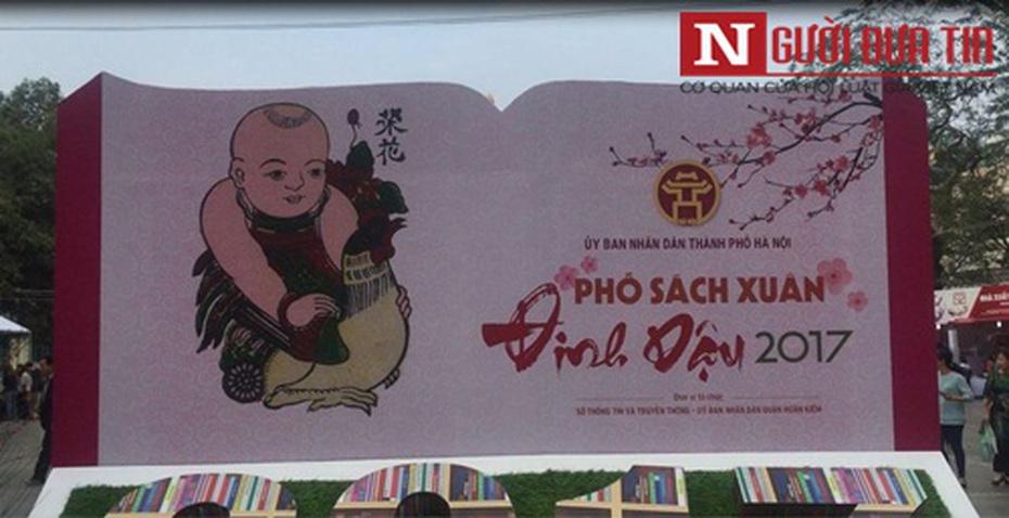 Nhiều người yêu sách tìm đến 'Phố sách xuân Đinh Dậu 2017'