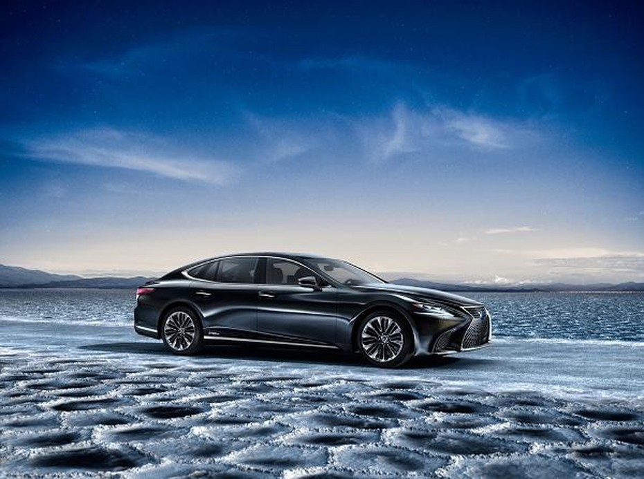 Lexus LS 500h hoàn toàn mới lần đầu tiên ra mắt trên thế giới