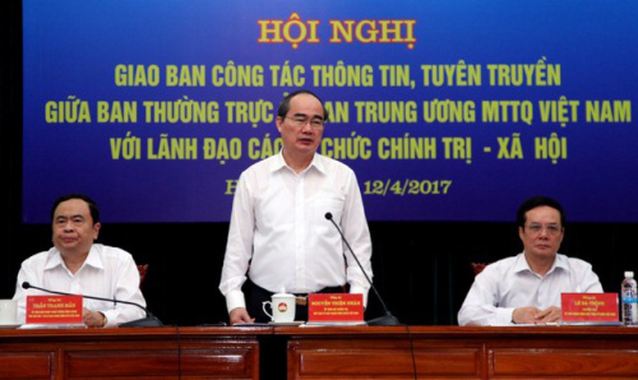 'Nhờ dân ghi hình, dư luận mới biết vụ bác sĩ bị lôi khỏi máy bay'