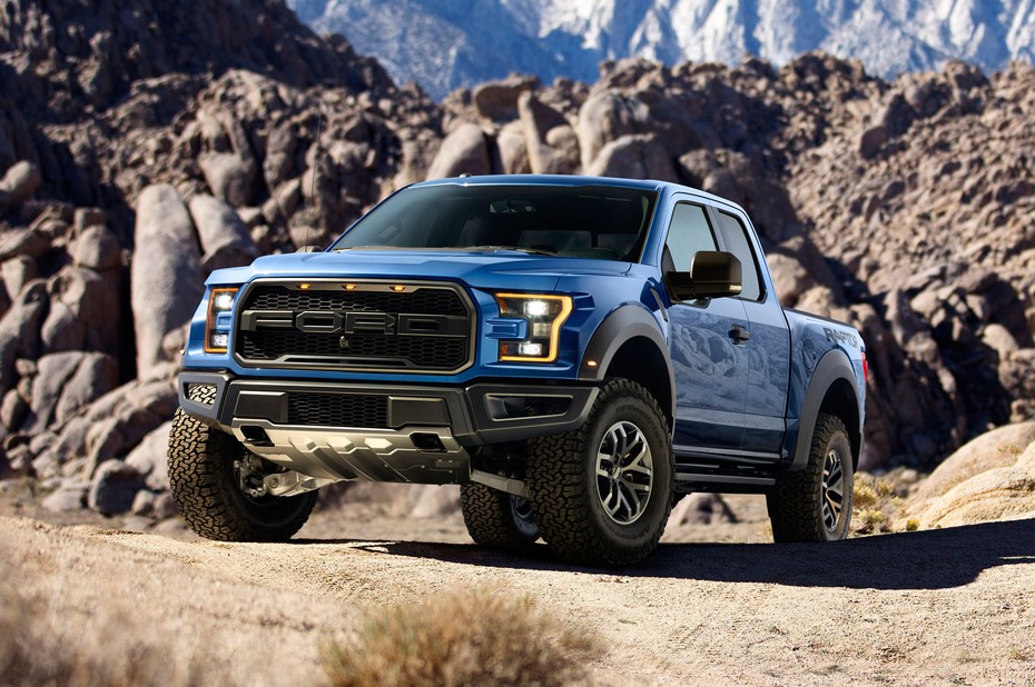 Ford F-150 Raptor 2017 mới về Việt Nam có gì đặc biệt?