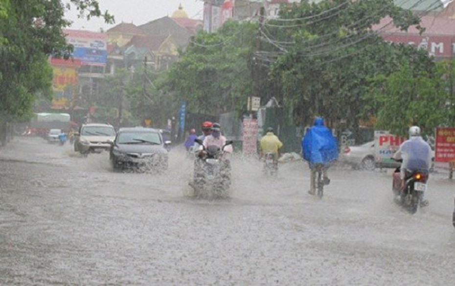 Dự báo thời tiết ngày 4/4: Bắc Bộ nắng, Nam Bộ mưa dông