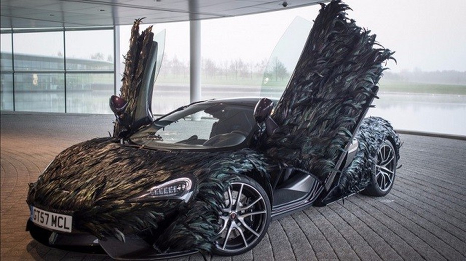 Ngắm McLaren 570GT khoác 'bộ cánh' siêu độc bằng 10.000 sợi carbon