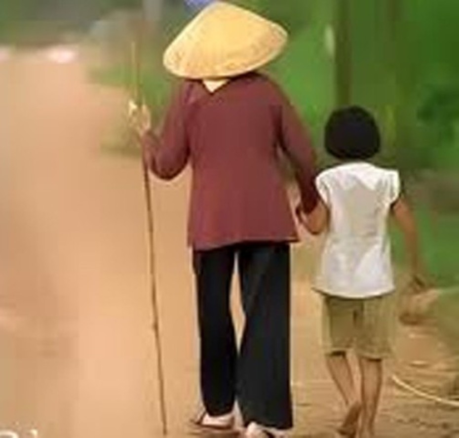 Ký ức về bà nội khiến tôi bật khóc nức nở