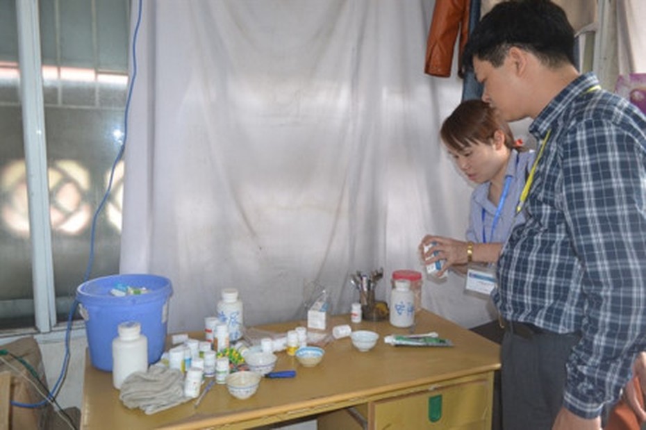 Hà Nội: Thêm một phòng khám có bác sĩ Trung Quốc hành nghề 'chui'