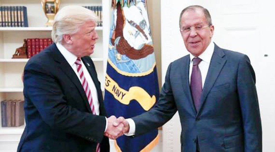 Nghi án Nga 'chơi khăm' Mỹ trong cuộc gặp kín Trump-Lavrov